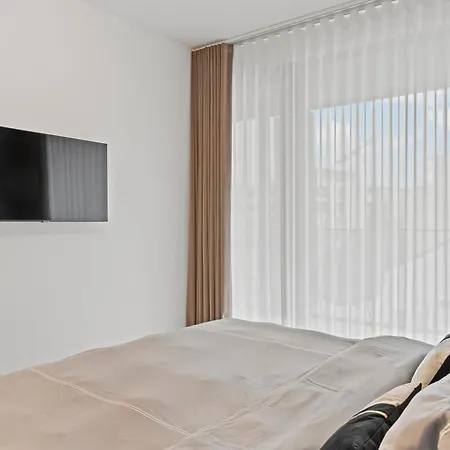 Win Herastrau Appartement Boekarest